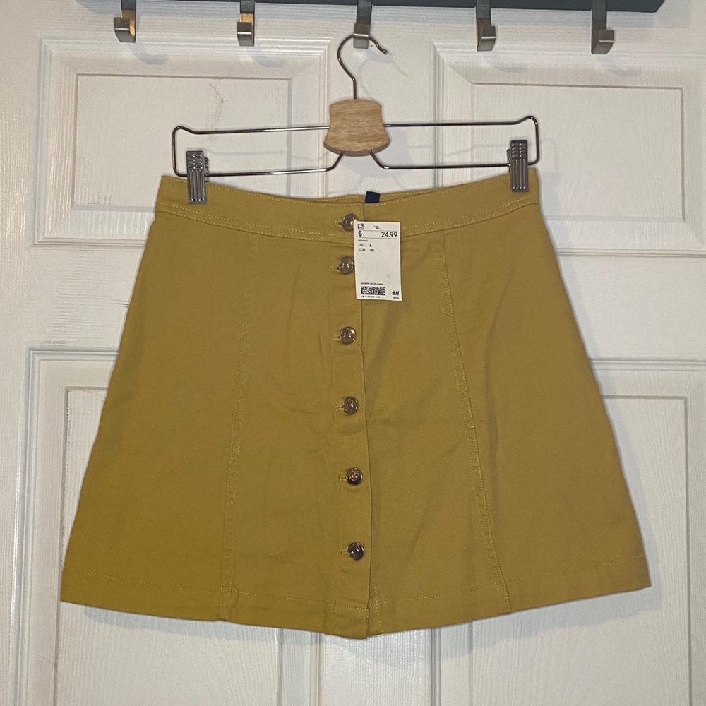 H&M Button-Down Yellow Denim Skirt